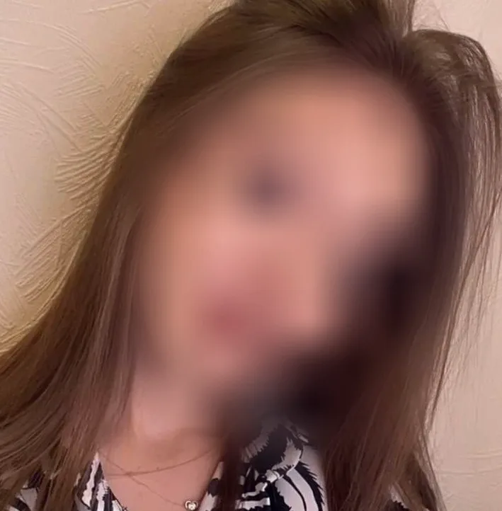 Alena, 22