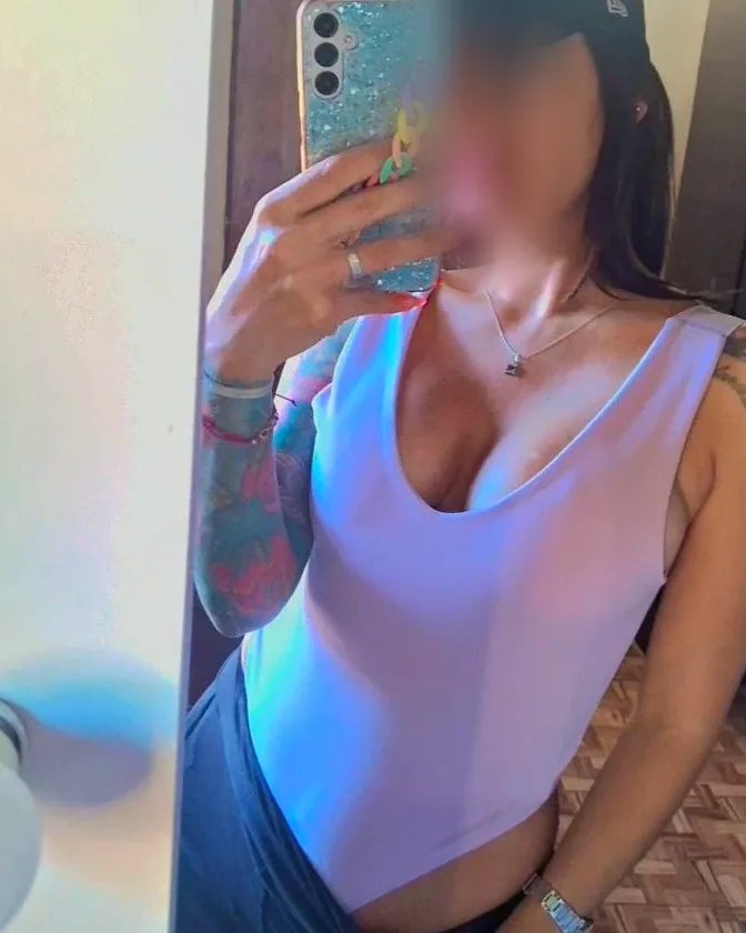 Anja, 37