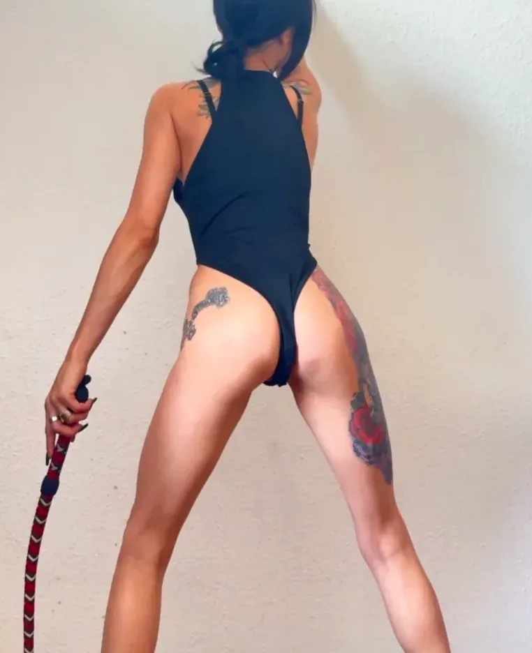 Bianca, 33