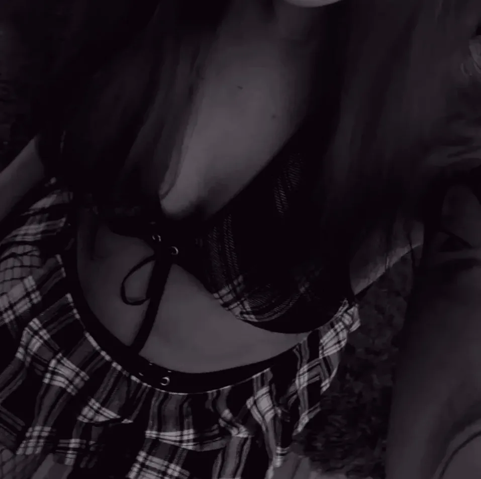 Elif, 34