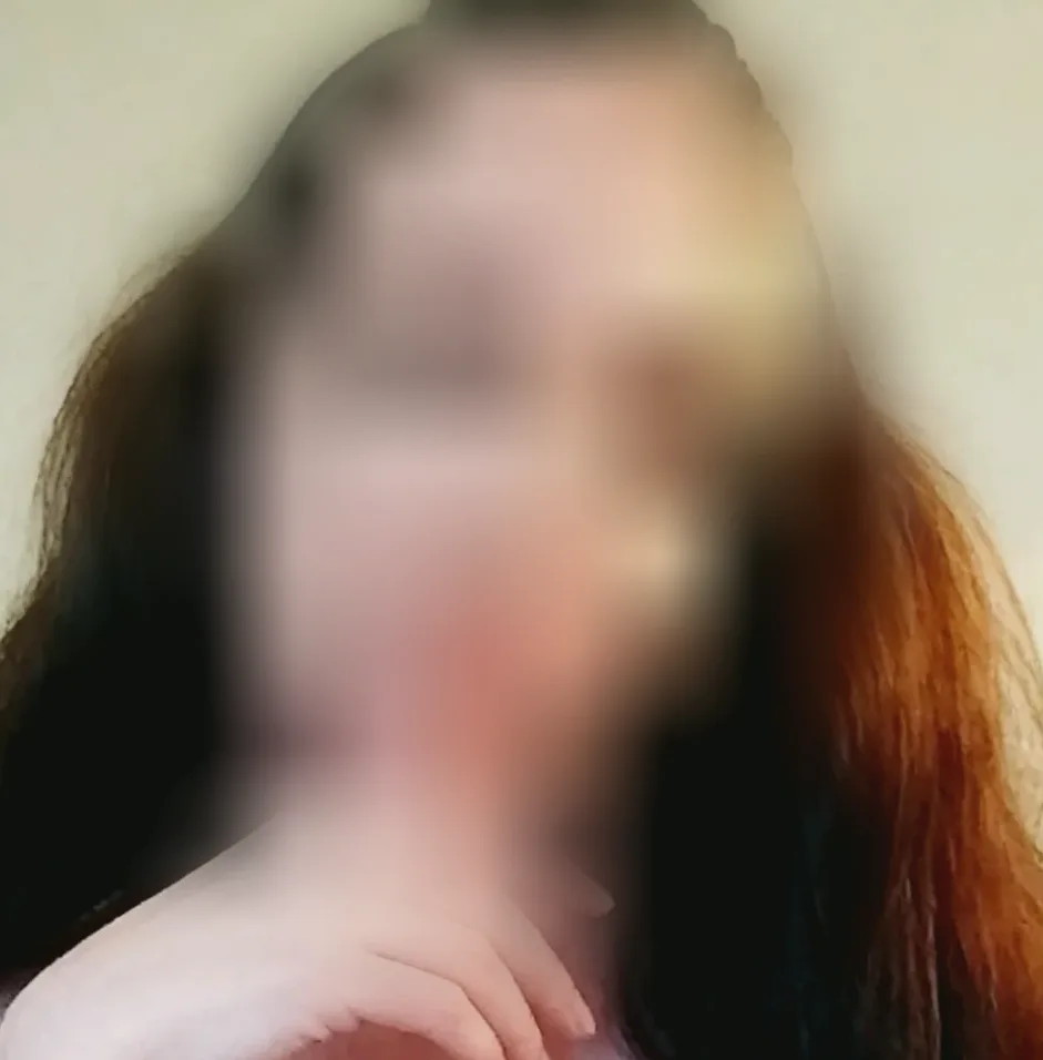 Emilia, 26