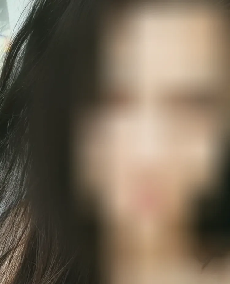 Greta, 28