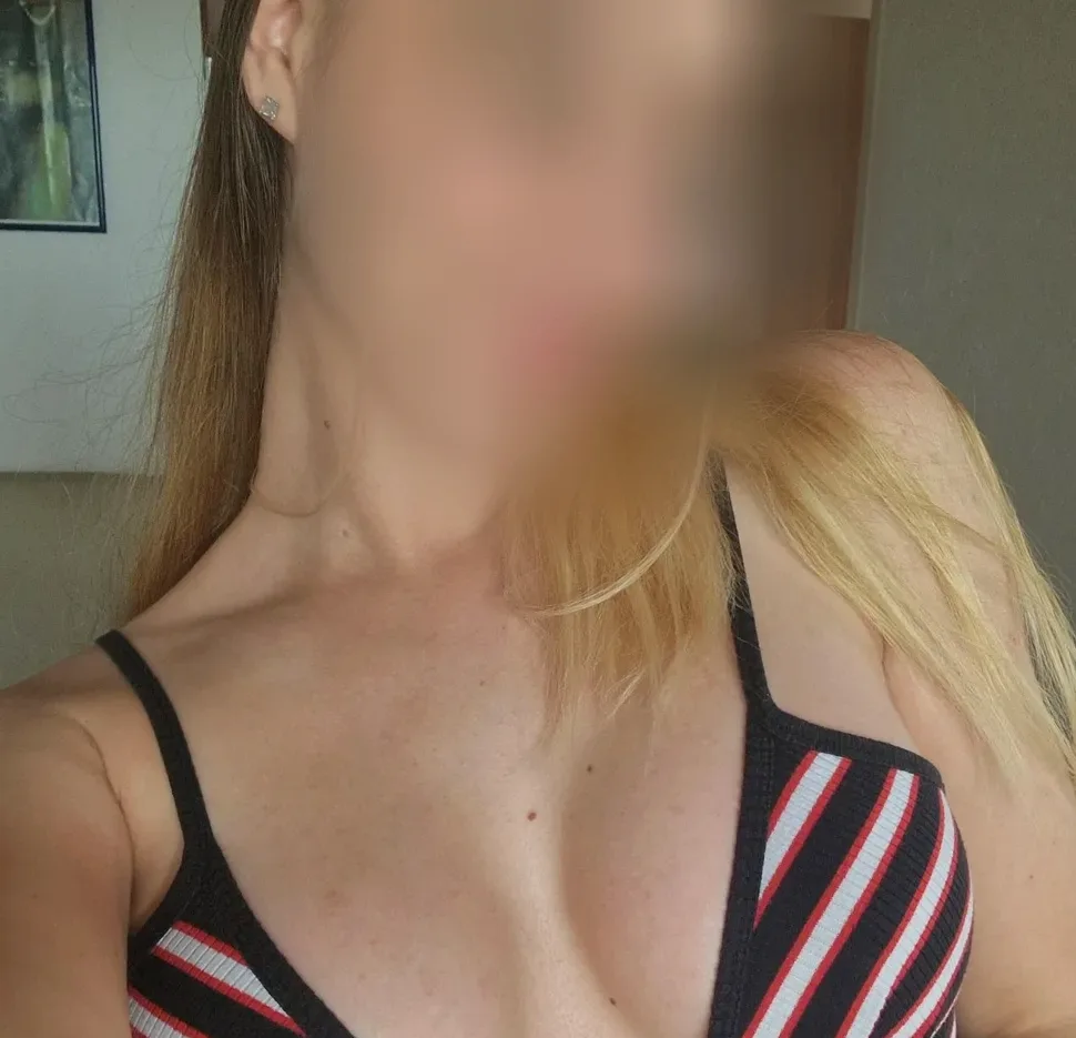 Nisa, 24