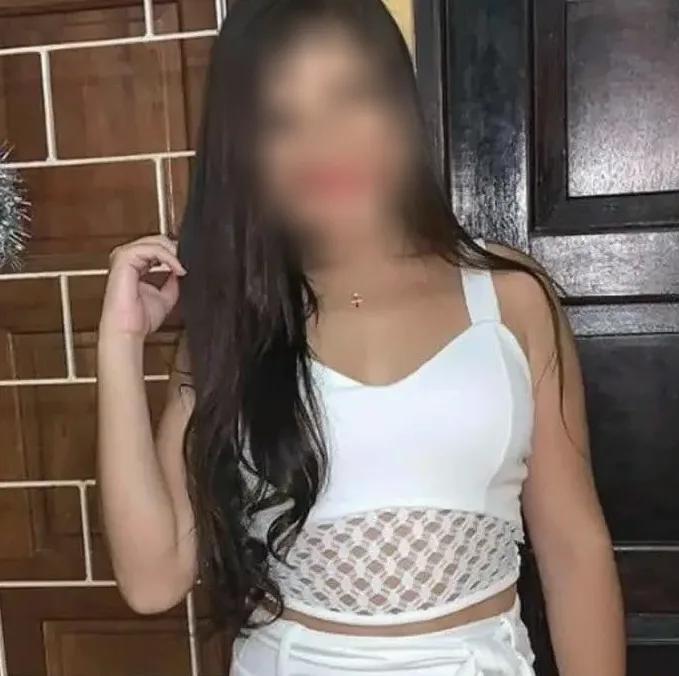 Svenja, 27