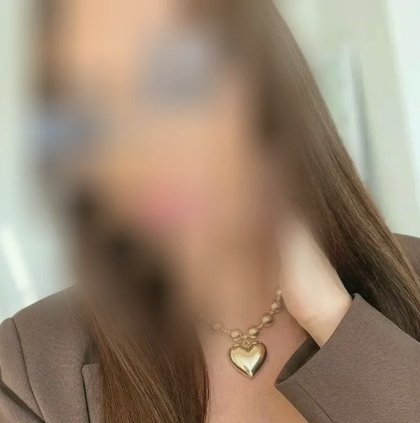 Yvonne, 36